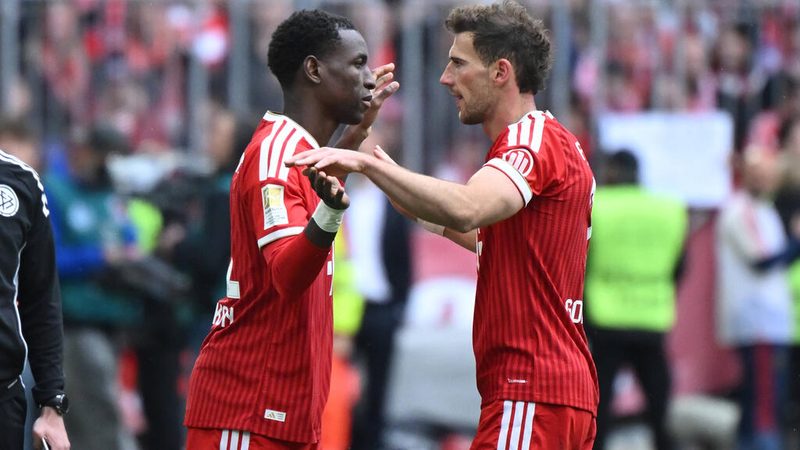 Transfergerüchte: FC Bayern, BVB und die Premier League im Fokus