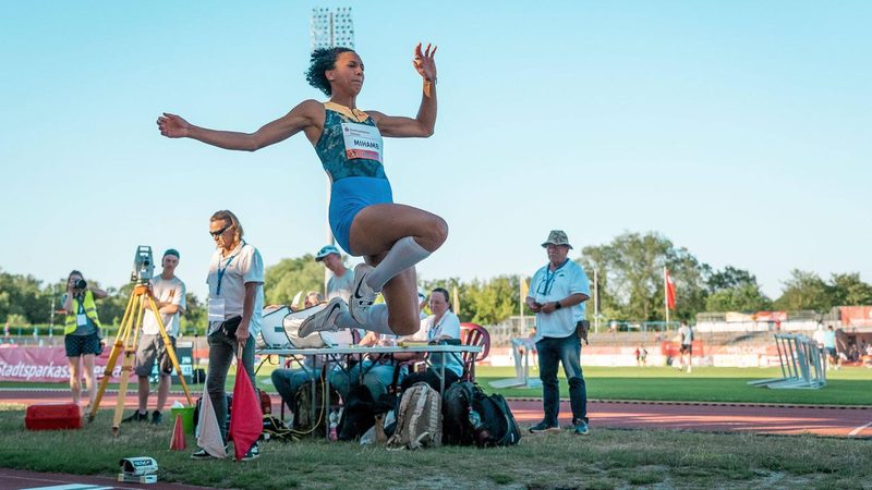 Malaika Mihambo gewinnt in Dessau trotz Rückenproblemen – Lückenkemper und Röhler auf Platz zwei