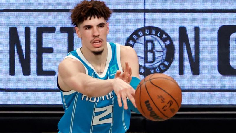 Los Hornets sorprenden al traspasar a Lamelo Ball a los Timberwolves