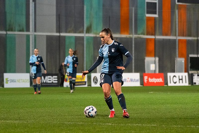 Le FC Nantes officialise la signature de Madeline Roth, nouvelle recrue des Canaries