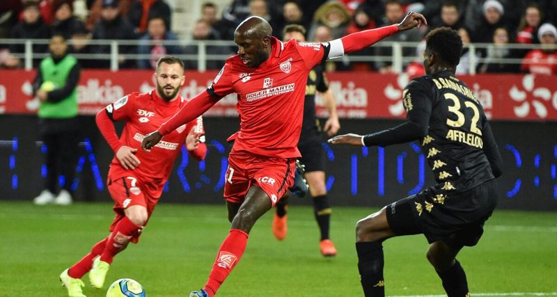 L’En Avant Guingamp : Adrian Ortola reste, Julio Tavares inaugure un stade à son nom