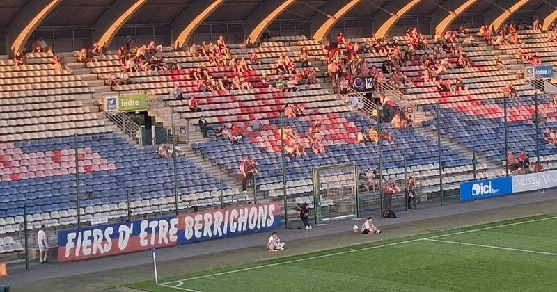Le Stade Français et le Racing 92 s'affrontent en amical à Châteauroux le 23 août