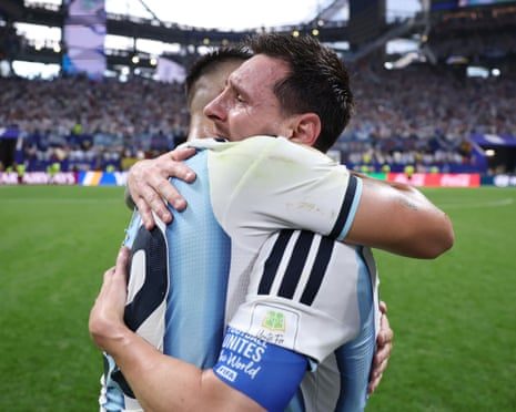 Messi's Late Heroics Propel Argentina Past Egypt in World Cup Drama
