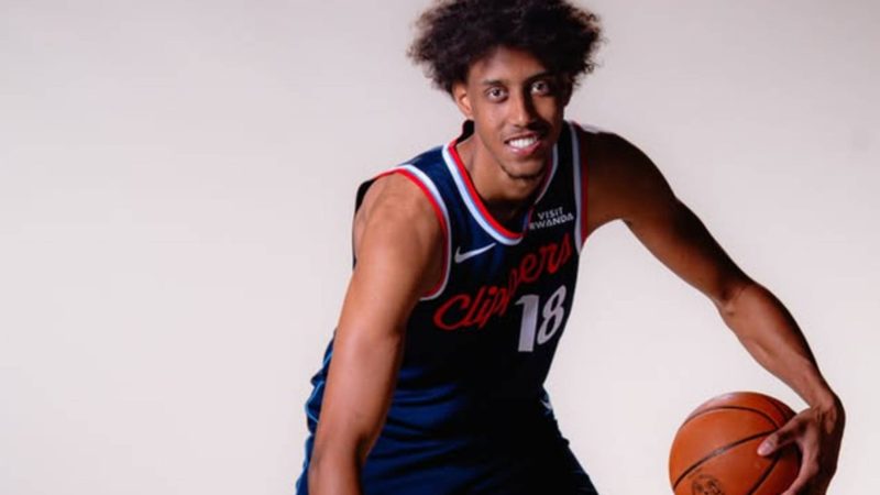 Baba Miller firma con Clippers por 9,6 millones y brilla en su debut veraniego