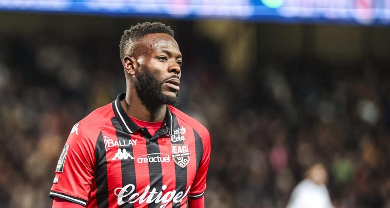 Ligue 2 : Abdel Hbouch quitte Annecy, Louis Mafouta rejoint Le Mans