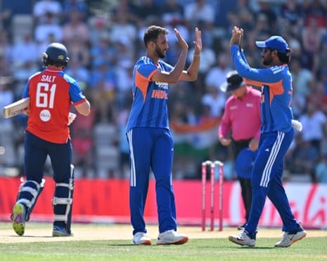 Traffic Jams Delay England vs India T20: A Comedic Start to the Clash