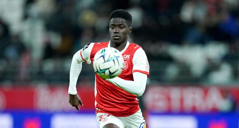 Le Stade de Reims revient de loin et arrache le nul contre Charleroi (2-2)