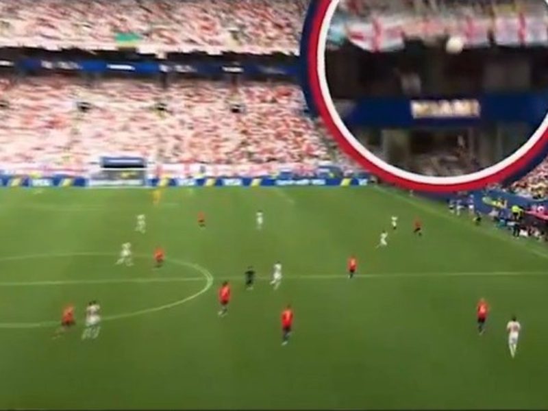 La polémica jugada en el 1-1 de Inglaterra: el cable que generó controversia