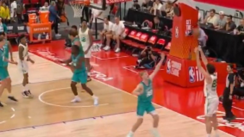 Hugo González se redime en la NBA con actuación brillante ante Charlotte Hornets