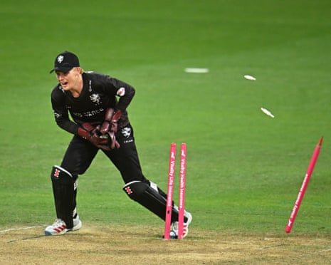 T20 Blast Quarter-Finals: Somerset and Yorkshire Shine as Knockout Stage Approaches