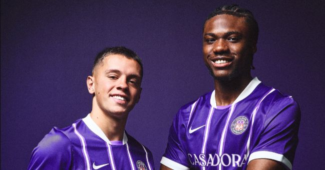 Le TFC dévoile son nouveau maillot domicile : retour aux rayures historiques