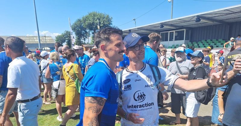 Le RC Vannes en fête à Locminé : plus de 500 supporters au rendez-vous