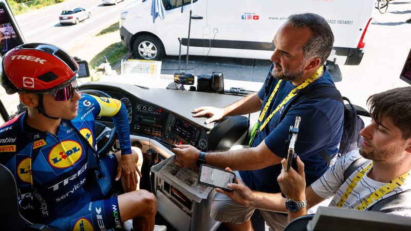 Juan Ayuso se prepara para el desafío en la montaña del Tour de Francia