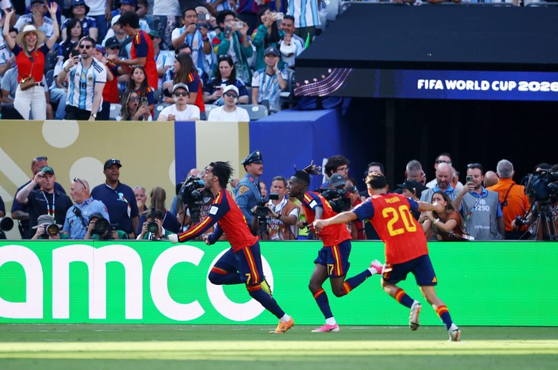 Ferran Torres brilha e garante título da Espanha na Copa do Mundo contra a Argentina
