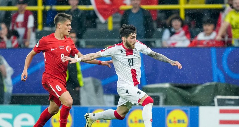 Le Pau FC dit adieu à Steeve Beusnard, Giorgi Tsitaishvili dans le viseur de Lorient