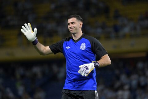 Il futuro di Emiliano Martinez con l'Argentina è incerto: riflessioni sul ritiro