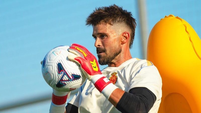 El Mallorca enfrenta la Liga sin un portero titular a 23 días del inicio