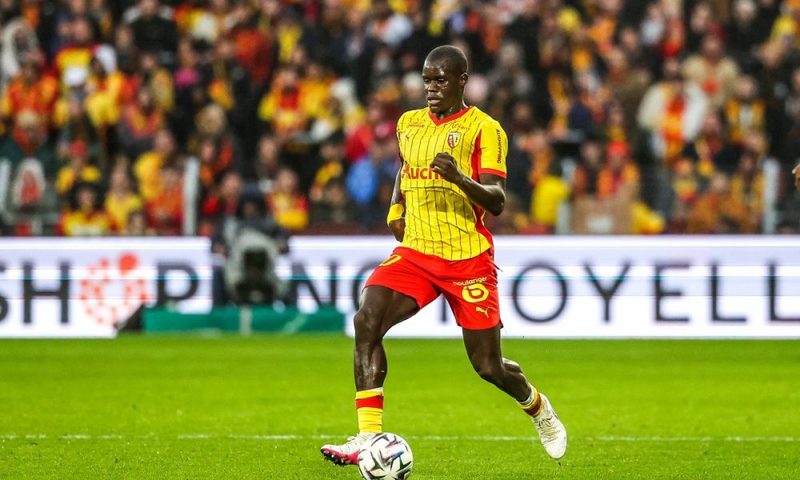 L'OM déçu : Malang Sarr choisit l'Arabie saoudite pour des raisons financières