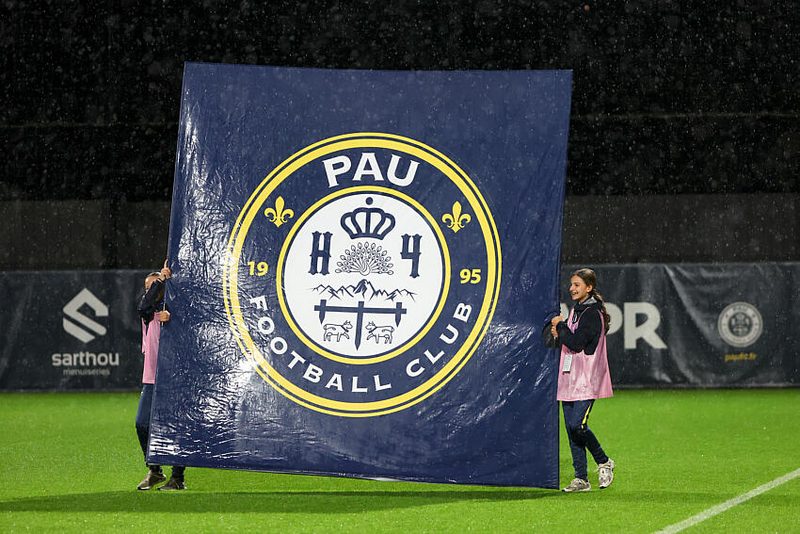 Le Pau FC toujours interdit de recruter après le rejet du TAS