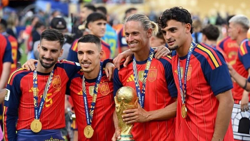 El Atlético se prepara para el debut ante el Málaga con ausencias y cambios en la plantilla