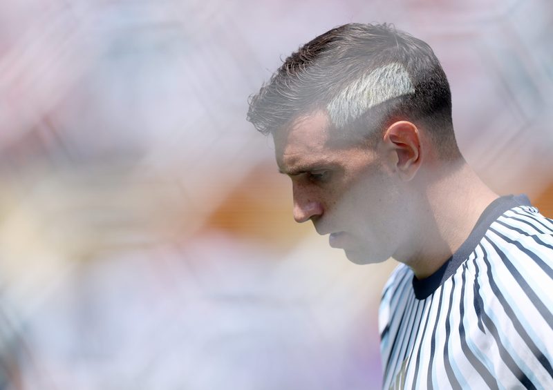 La Juventus si gioca tutto per Dibu Martinez: ultimatum in arrivo la prossima settimana