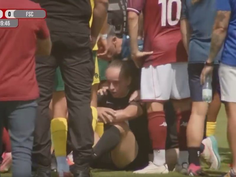 Una árbitra sufre conmoción cerebral tras pelea en amistoso entre Metz y Fortuna Sittard