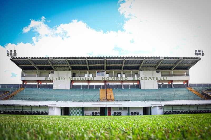 Juventude e Ferroviária se enfrentam em duelo decisivo no Brasileirão Feminino