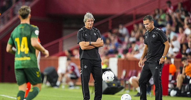 El Betis inicia su concentración en Marbella con fichajes y retos por delante