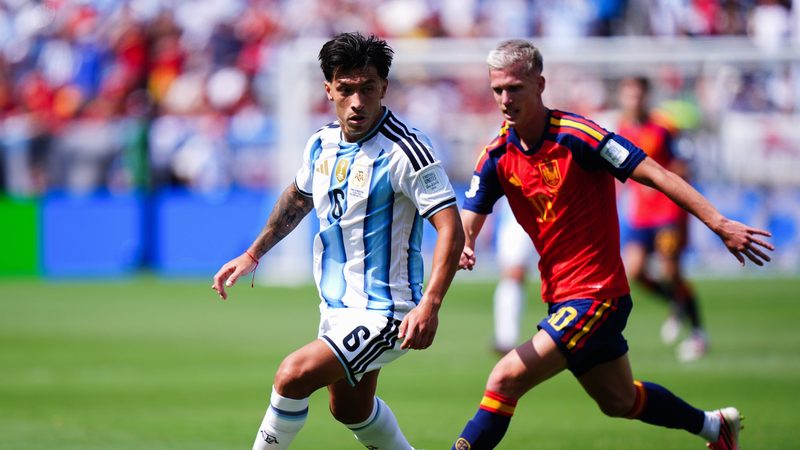 Lisandro Martinez s'exprime : "Ça m’énerve" face aux critiques contre l'Argentine