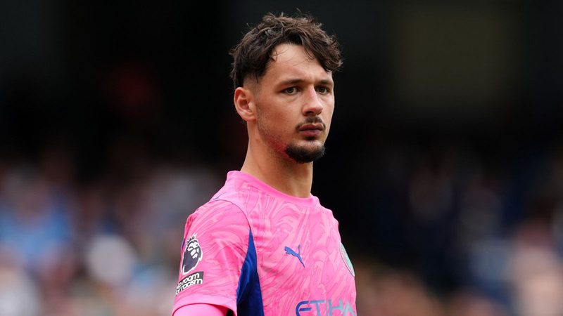 Leeds United Nears Record-Setting Deal for James Trafford from Manchester City