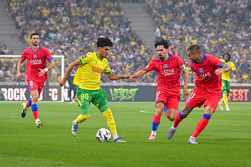 Yassine Benhattab sur le départ : Le FC Nantes vers Krasnodar !
