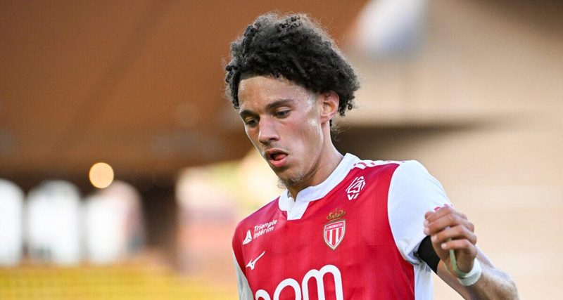 Le PSG sur le point de recruter Akliouche malgré l'intérêt de Liverpool