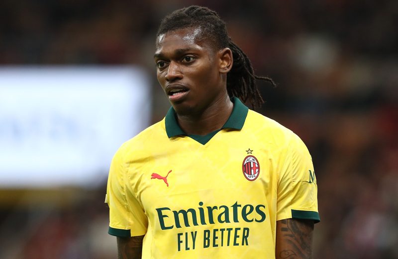 Fenerbahçe lance une offensive pour Rafael Leão : un départ de l'AC Milan en vue ?
