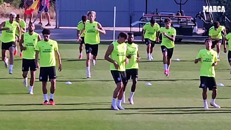 Simeone experimenta con Mendoza como segundo punta en nueva estrategia