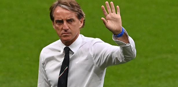 Mancini retorna para reerguer a Itália após crise e saída de Pirlo