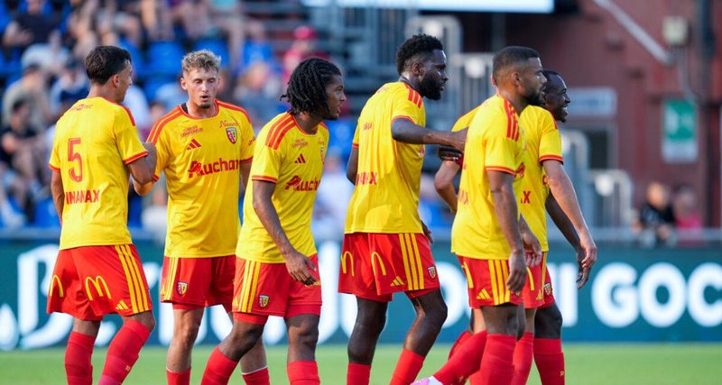 Amicaux : Le Paris FC surpris, l'US Concarneau brille, le FC Rouen s'impose