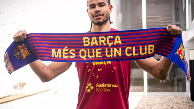 El Barça renueva su plantilla y apuesta por el futuro en un verano decisivo