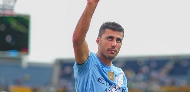 Rodri realiza cirurgia nas costas e Manchester City não define prazo para retorno