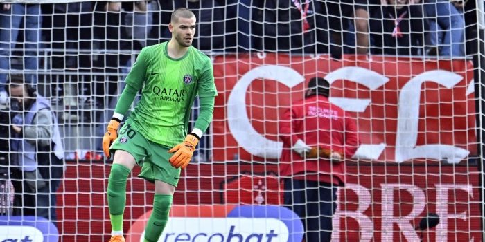 Le PSG face à l'incertitude : l'avenir de Lucas Chevalier et l'intérêt pour Zion Suzuki