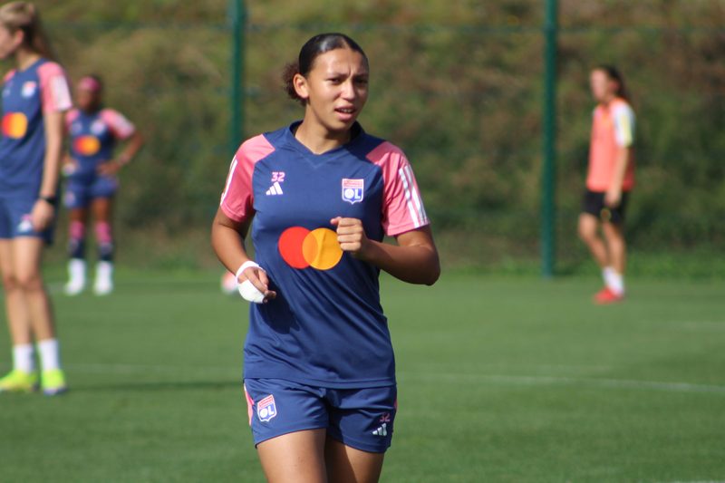 Maéline Mendy quitte OL Lyonnes pour un transfert au Paris FC jusqu'en 2031