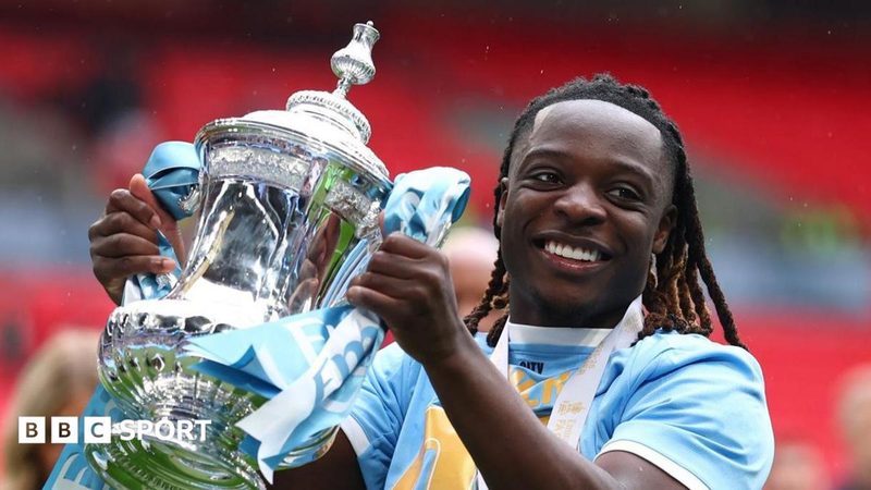 Jeremy Doku Commits to Man City as Nico Gonzalez Eyes Future Stability