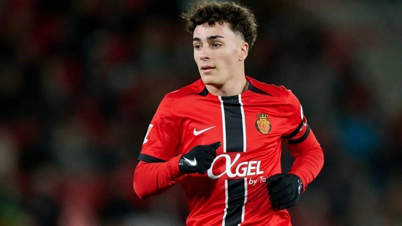 La afición del Mallorca acepta la salida de Jan Virgili al Brujas con mensajes claros