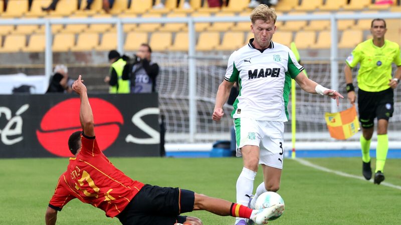 Sunderland im Wettbewerb um schottischen Nationalspieler Josh Doig von Sassuolo