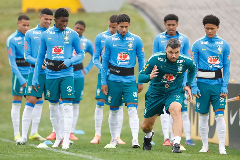 Após vitória sobre a Bolívia, Seleção Sub-20 intensifica treinos para novo amistoso