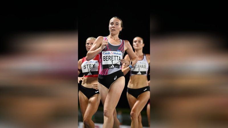 Découvrez la marche avec l'athlète française Clémence Beretta