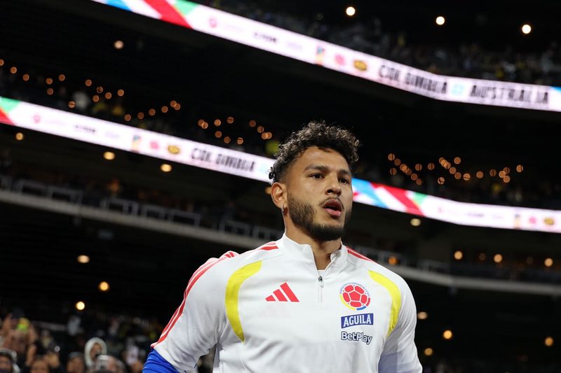 Il Barcellona punta su Luis Suarez dello Sporting se sfuma Julian Alvarez