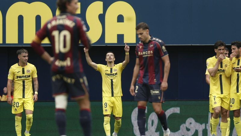 Árbitros designados para el debut del Levante UD y Villarreal CF en LaLiga 26-27