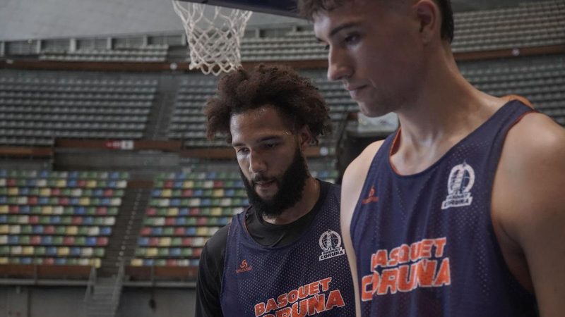 Leyma Coruña enfrenta una pretemporada sin sus pívots internacionales