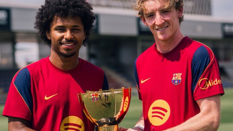 Gordon y Adeyemi brillan en la presentación del Trofeo Gamper
