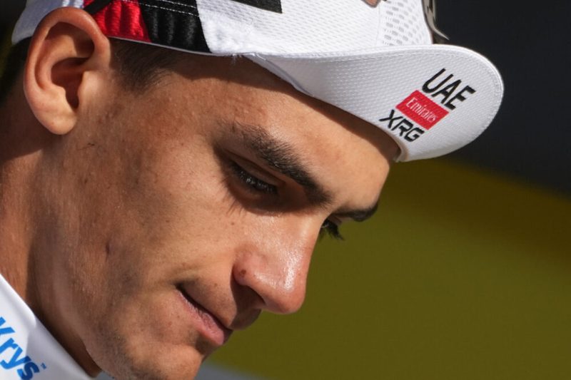 Isaac Del Toro trionfa nel prologo del Giro di Germania 2026, Raccagni Noviero sorprende